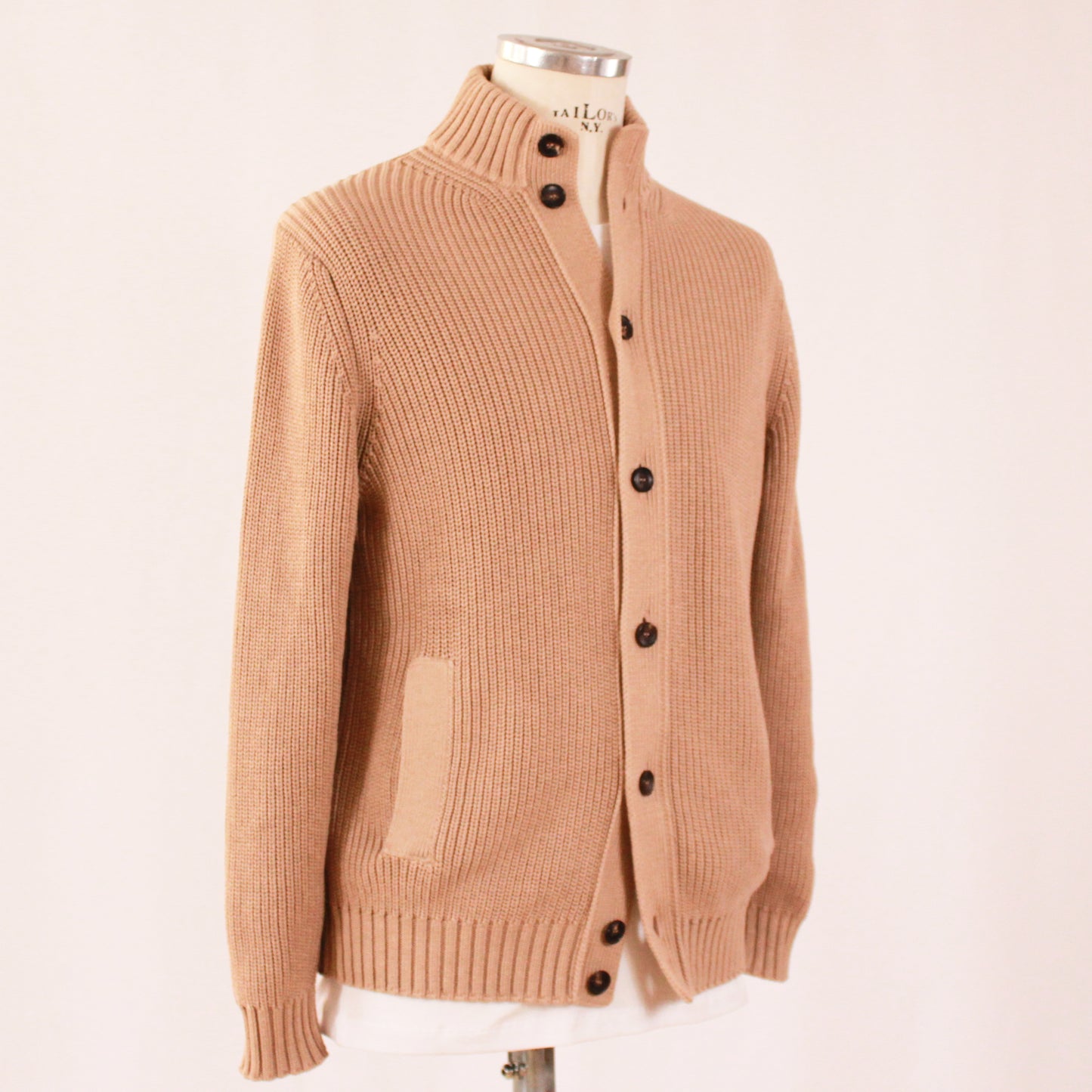 Filippo de Laurentiis patentstickad cardigan